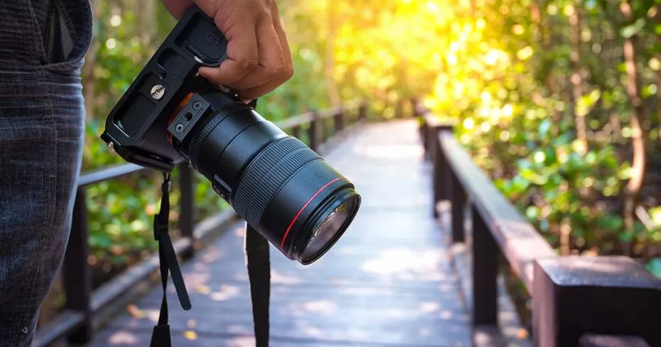 Zdjęcie Czym zajmuje się fotograf? Odkryj tajniki pracy w fotografii