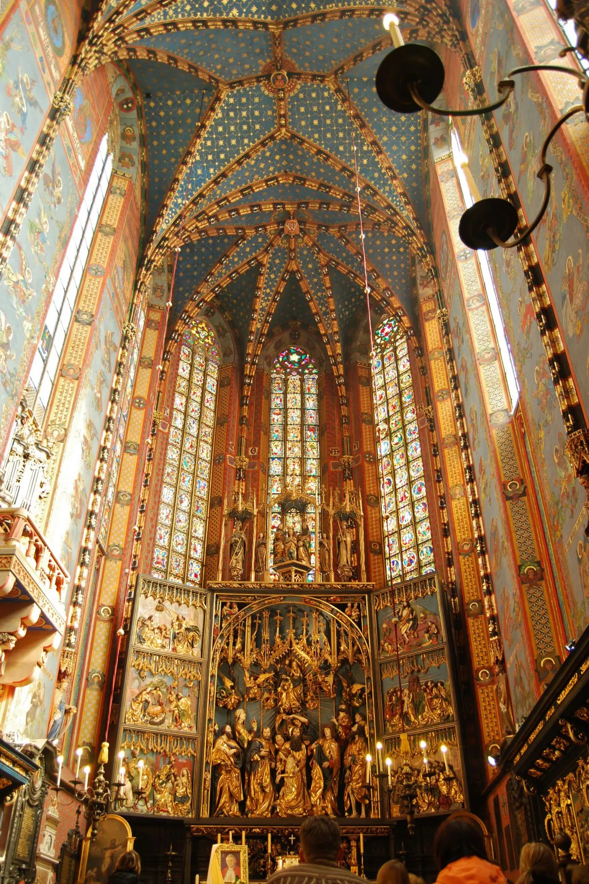 Zdjęcie Kościół Mariacki jaki styl: tajemnice gotyckiej architektury w Krakowie