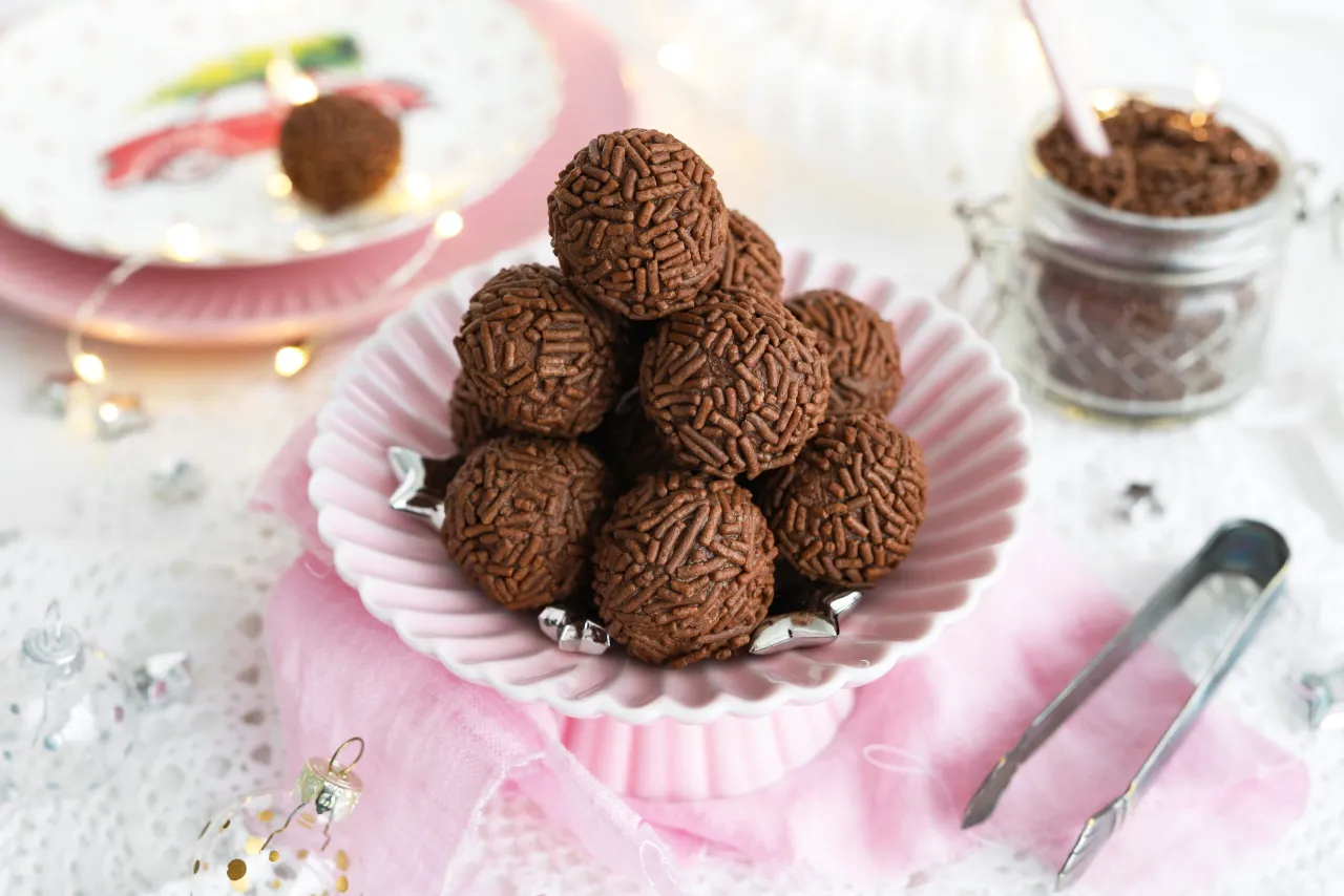 Zdjęcie Leckeres Rezept für Rumkugeln: Einfach selbstgemacht und unwiderstehlich