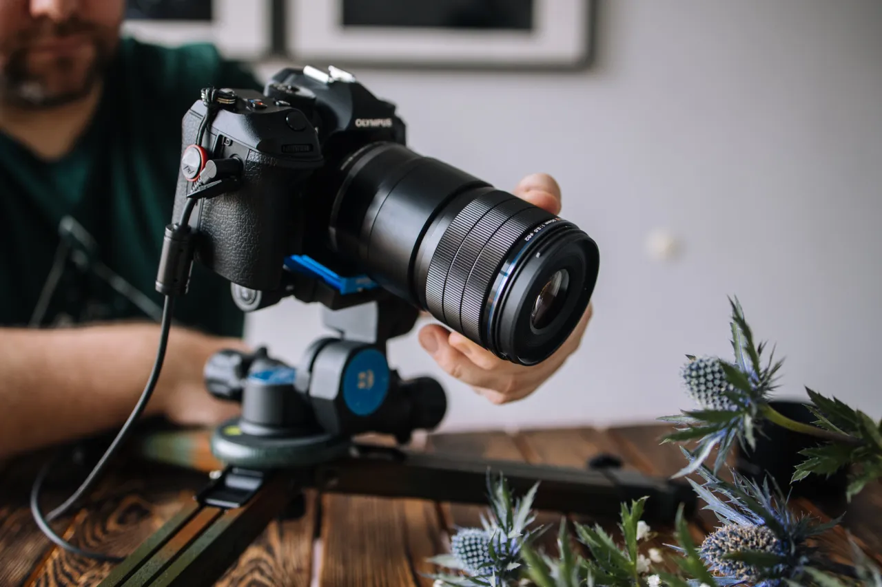 Zdjęcie Jaki obiektyw do makro? Odkryj najlepsze opcje dla pasjonatów fotografii