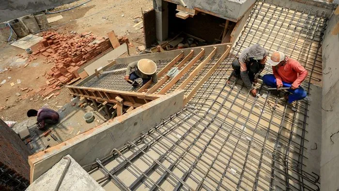 Zdjęcie Jak zrobić schody betonowe szalunek – uniknij najczęstszych błędów