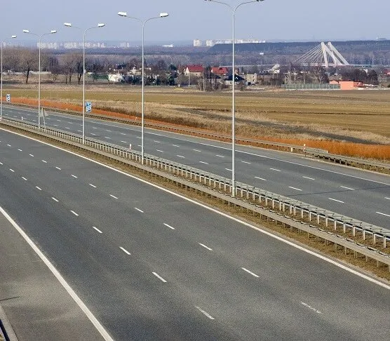 Zdjęcie Ile kosztuje 1 km asfaltu? Poznaj ukryte koszty budowy dróg