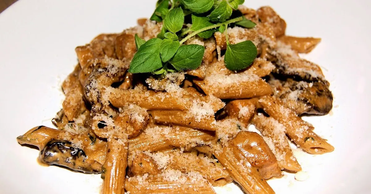 Zdjęcie Penne z borowikami – prosty przepis na wyjątkowe danie z makaronem