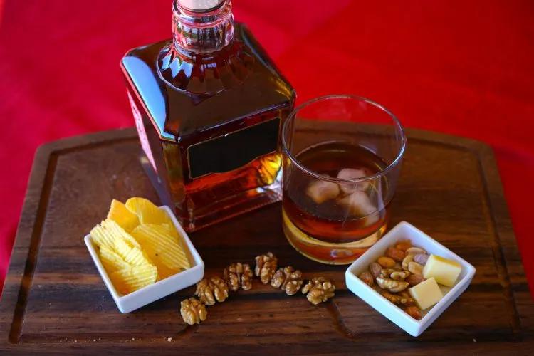 Zdjęcie Jakie przekąski do whisky poprawią Twoje doznania smakowe?