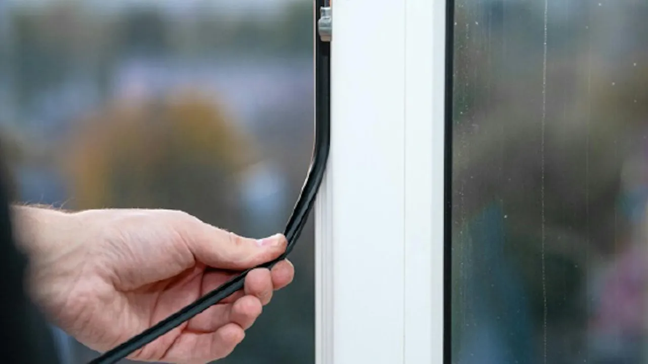 Zdjęcie Jak uszczelnić połączenie okna z parapetem: 7 skutecznych metod