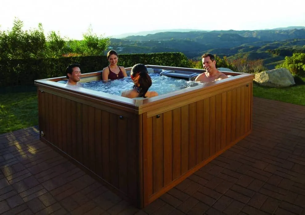 Zdjęcie Jakie jacuzzi ogrodowe wybrać, by cieszyć się komfortem i relaksem?