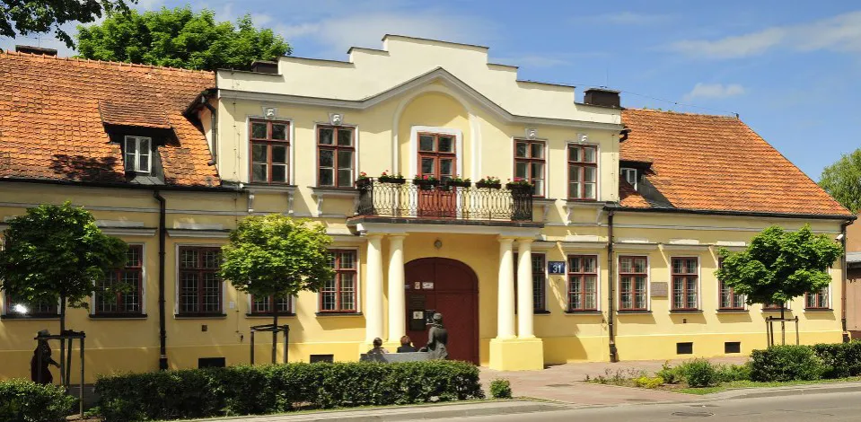 Zdjęcie Gdzie urodziła się Maria Konopnicka? Wstrząsające fakty z jej wczesnego życia.