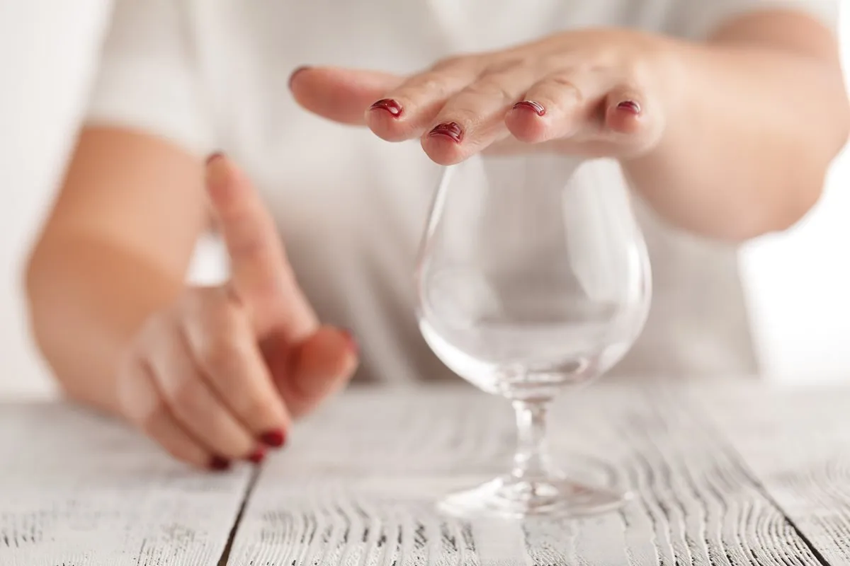 Zdjęcie Skuteczne sposoby na ból głowy po alkoholu, które naprawdę działają