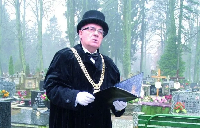 Zdjęcie Pogrzeb świecki co to? Poznaj alternatywę dla tradycyjnych ceremonii