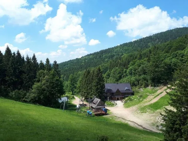 Zdjęcie Gdzie nocleg w Górach Sowich? Sprawdź najlepsze opcje i ceny
