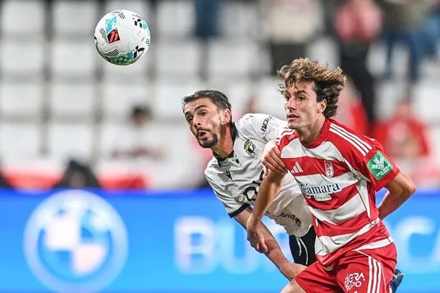 Zdjęcie Resultados de fútbol 2 división: Impactantes resultados que sorprenden