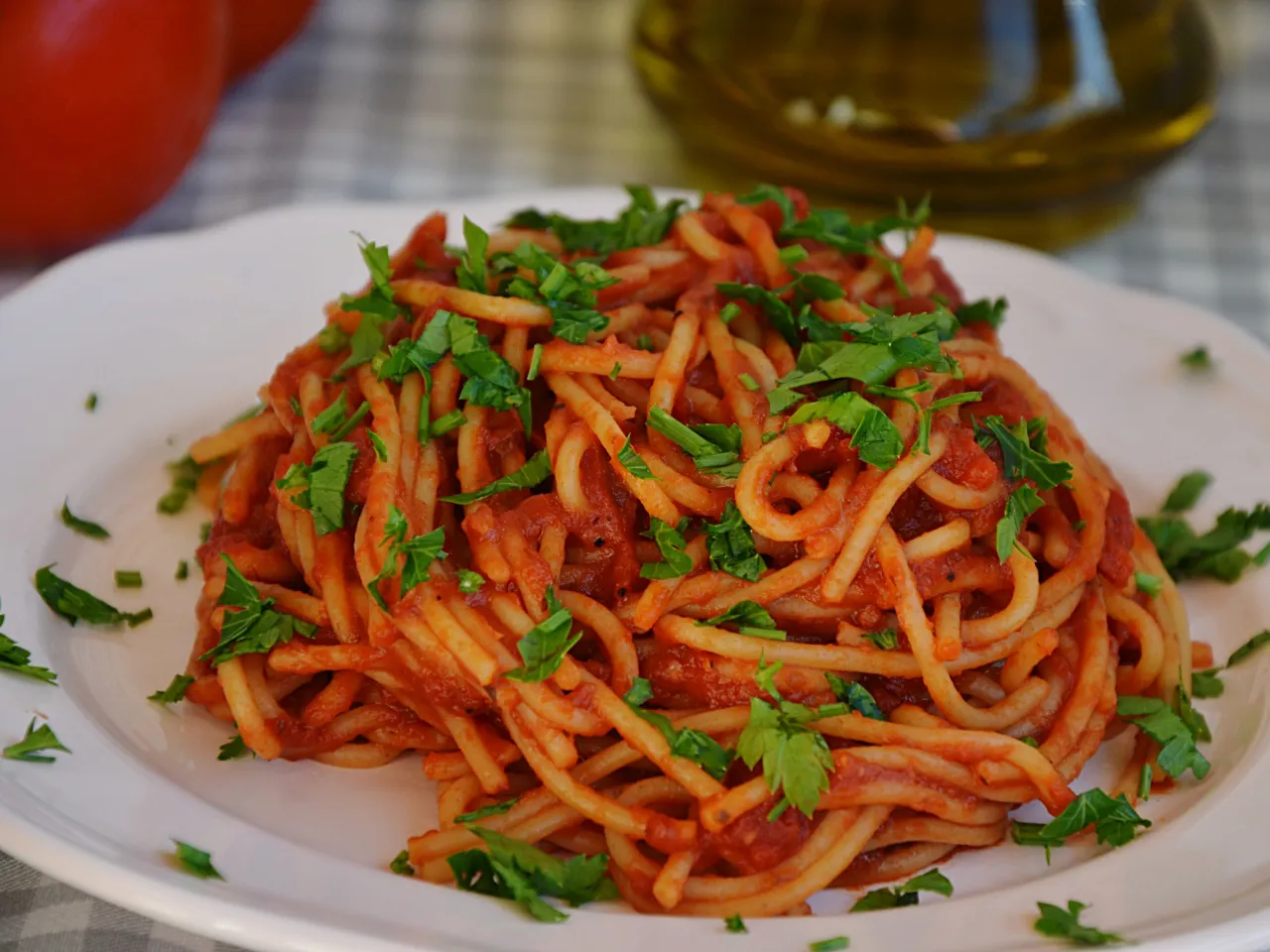 Zdjęcie Prosty przepis na spaghetti z passatą, który zachwyci Twoje kubki smakowe