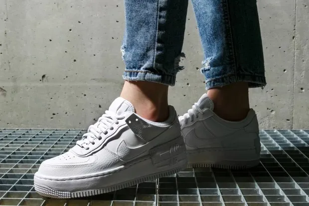 Zdjęcie Stylizacje z Air Force 1, które odmienią Twój codzienny look