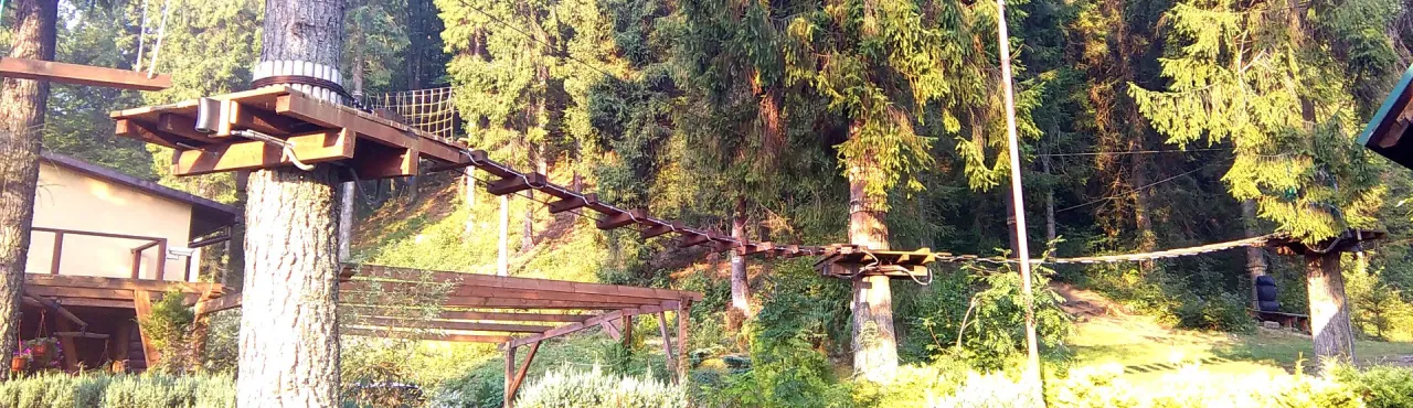 Zdjęcie Największy park linowy w Bieszczadach - emocjonujące trasy i atrakcje
