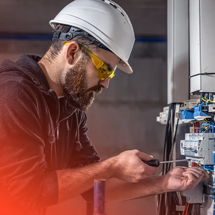 Zdjęcie Ile zarabia pomocnik elektryka w Niemczech? Sprawdź realne stawki