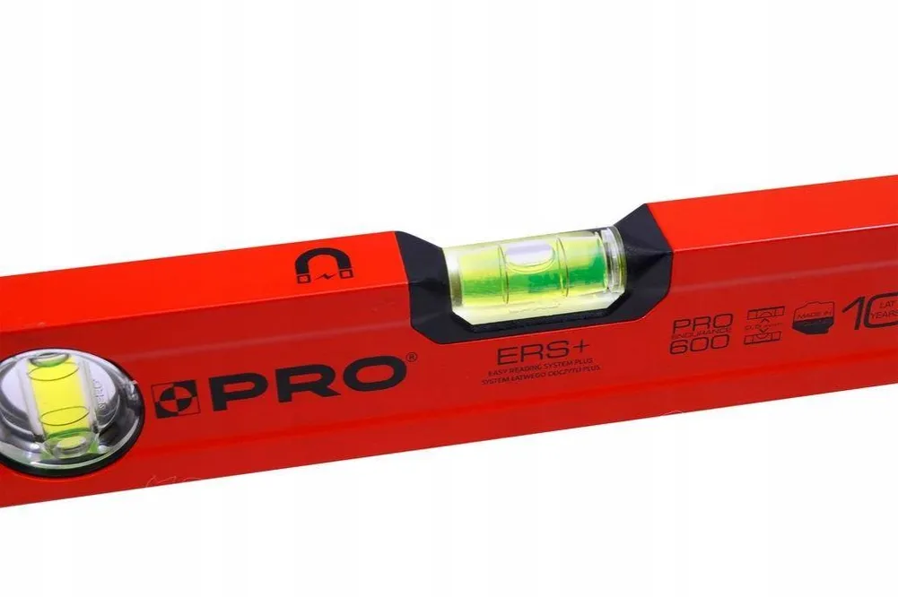 Zdjęcie Co jest w libelli poziomicy? Skład, właściwości i bezpieczeństwo