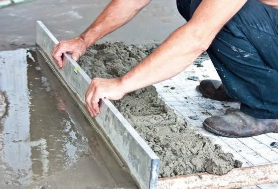 Zdjęcie Jaki cement na wylewki? Wybierz najlepszy typ dla swojej podłogi