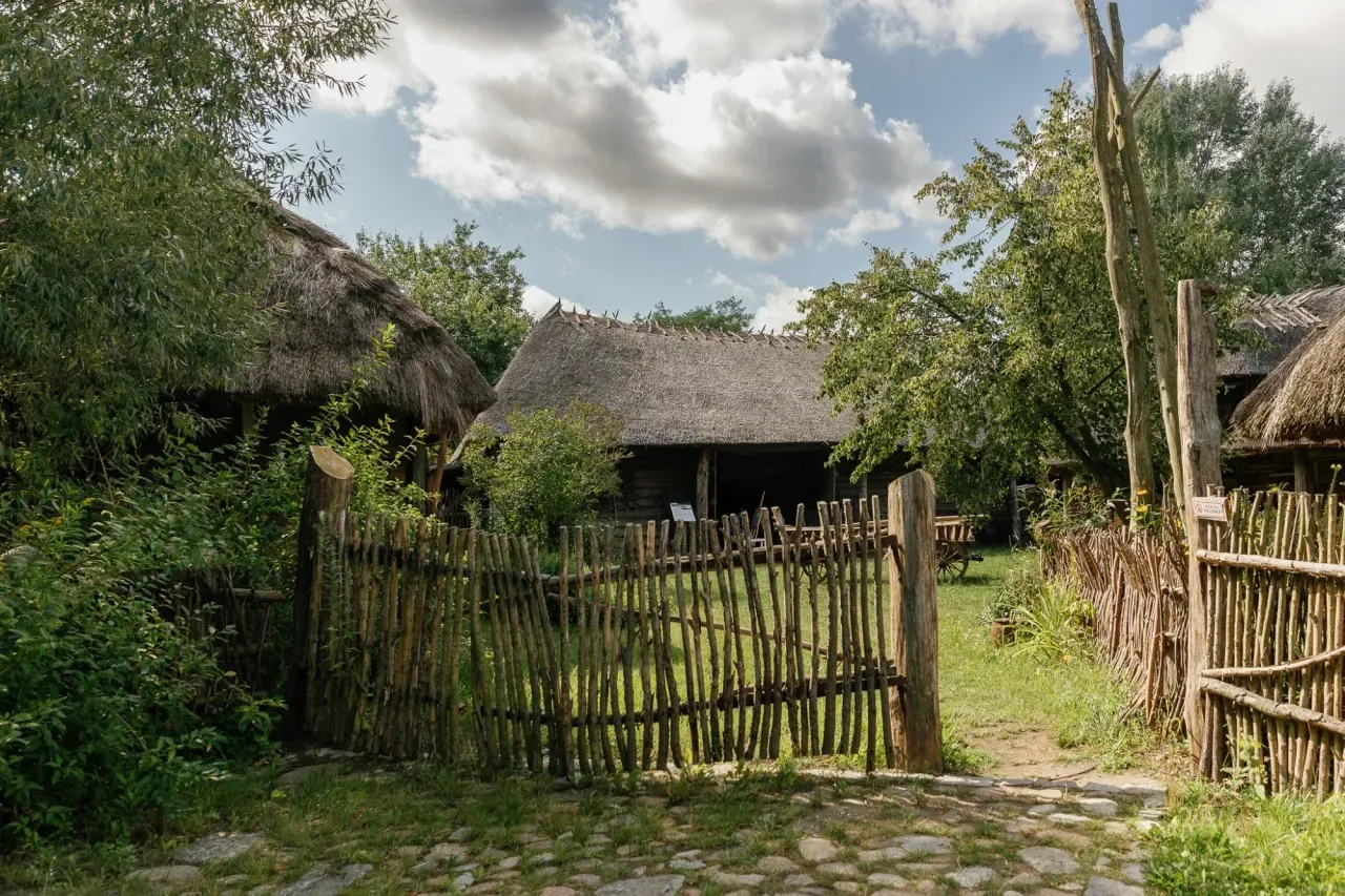 Zdjęcie Skansen Dolny Śląsk - Odkryj fascynującą historię i kulturę regionu