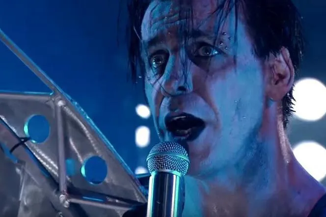 Zdjęcie Rammstein: tekst, tłumaczenie i znaczenie kultowej piosenki