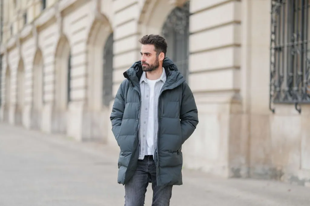 Zdjęcie La mejor chaqueta de esquí para hombre Helly Hansen que necesitas