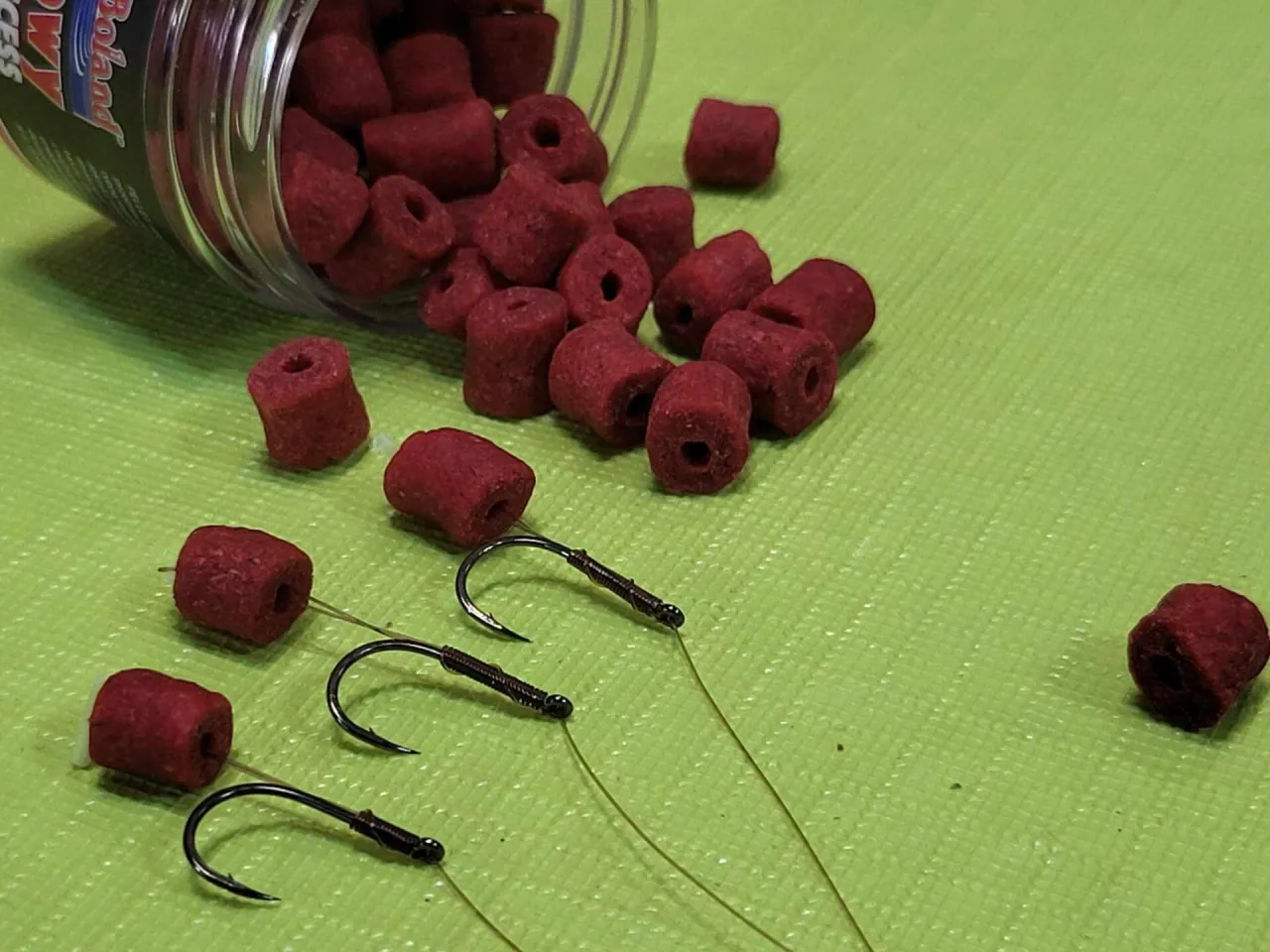 Zdjęcie Jaki haczyk na karasia - wybierz najlepszy rozmiar i typ dla sukcesu