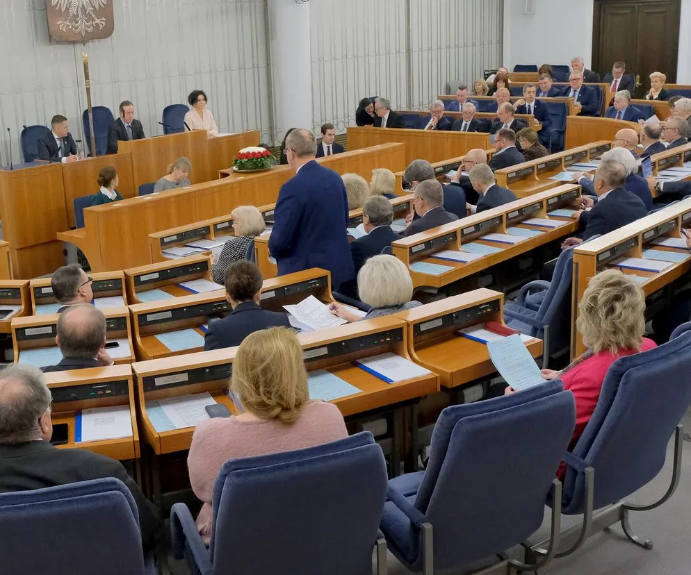 Zdjęcie Ile jest senatorów w senacie? Oto zaskakująca liczba, która Cię zaskoczy