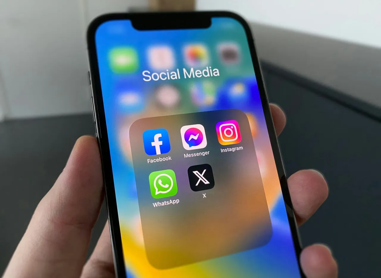 Zdjęcie Jak odzyskać usunięte wiadomości z Facebook - sprawdzone metody odzyskiwania