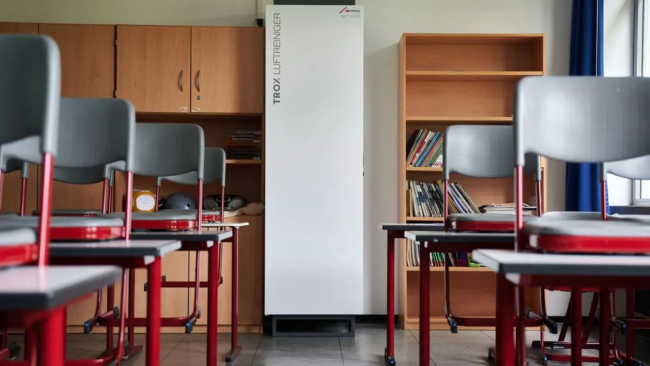 Zdjęcie Luftfilter in Schulen: Warum ihre Entfernung jetzt kritisch ist