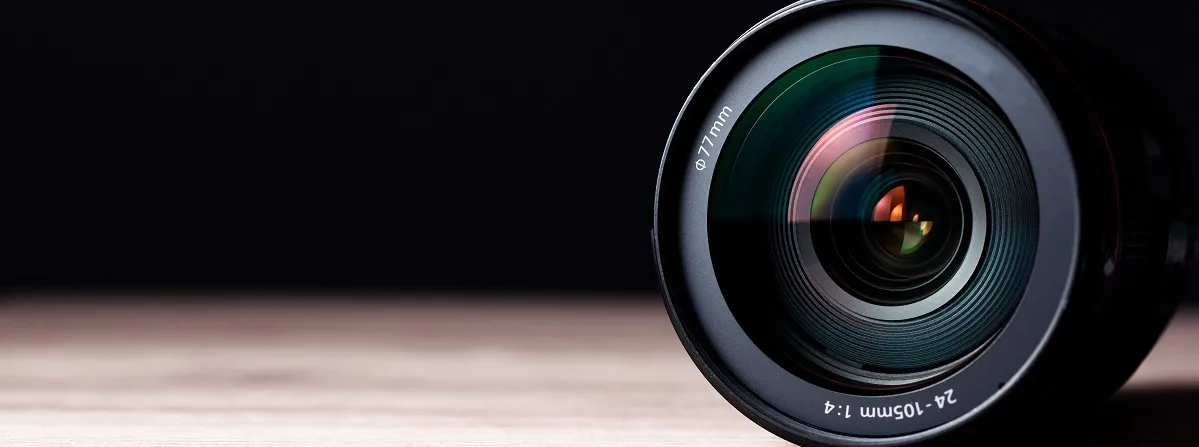 Zdjęcie Obiektywy stało czy zmiennoogniskowy: Który wybór może zmienić twoją fotografię?
