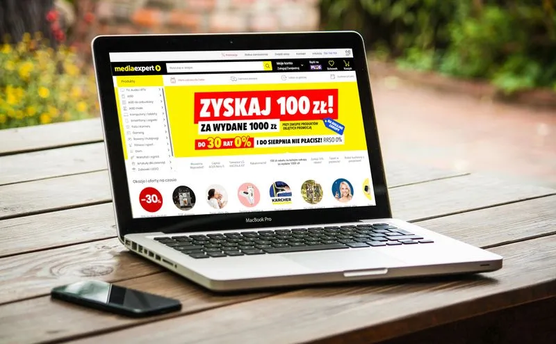 Zdjęcie Jaki kurier Media Expert? Sprawdź najlepsze opcje dostawy i śledzenie przesyłek