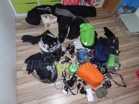 Zdjęcie Co zabrać na wyprawę motocyklową, by uniknąć problemów i jechać bezpiecznie