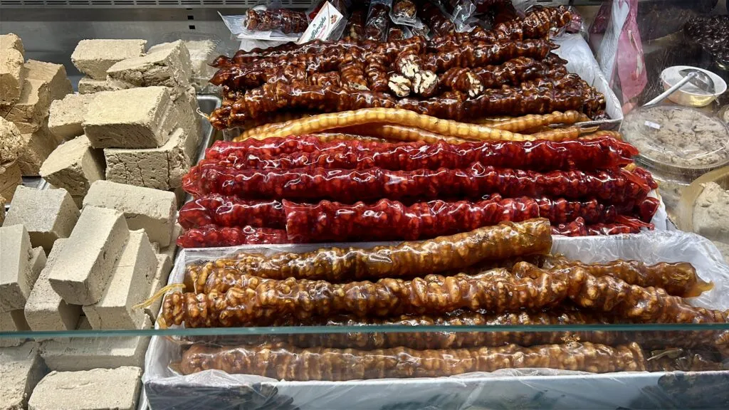 Zdjęcie Gdzie zjeść w Rydze? Odkryj najlepsze miejsca na smaczne jedzenie