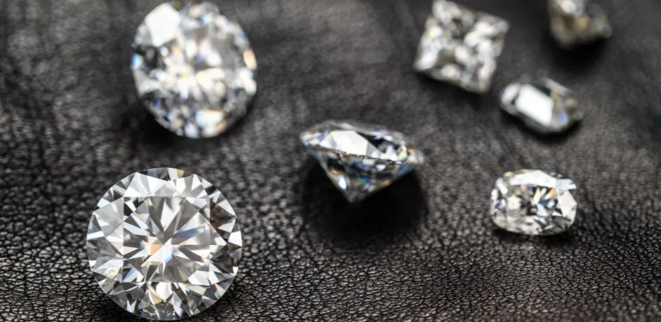 Zdjęcie Karat – co to jest i jak wpływa na wartość złota oraz kamieni szlachetnych