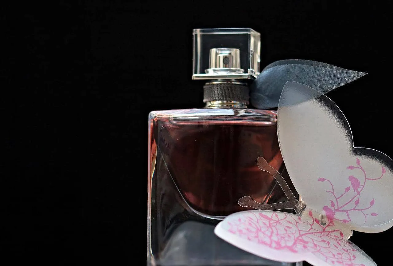 Zdjęcie Czy perfumy.pl są oryginalne? Sprawdź, zanim kupisz!