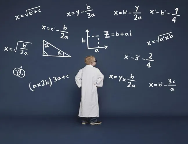 Zdjęcie Zasady działań w matematyce: unikaj najczęstszych błędów w obliczeniach