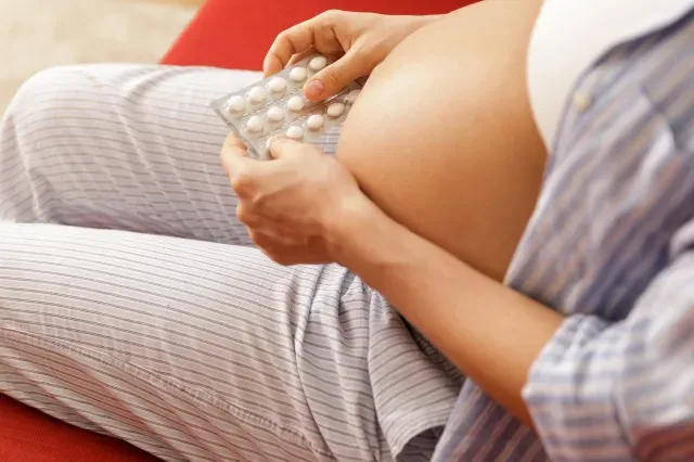 Zdjęcie Skutki uboczne duphastonu: co warto wiedzieć o objawach i bezpieczeństwie