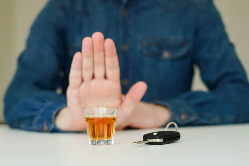 Zdjęcie Zabrane prawo jazdy za alkohol: czym można jeździć bez konsekwencji?
