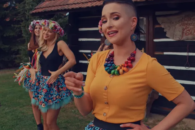 Zdjęcie Mama ostrzegała - prawda o tajemniczym utworze, który podbija serca