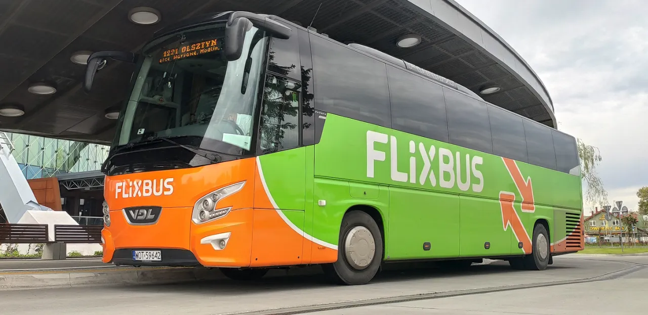 Zdjęcie Gdzie zatrzymuje się flixbus na dworcu w Katowicach - ważne informacje