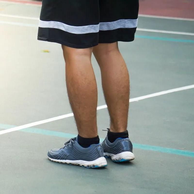 Zdjęcie Czy buty do koszykówki nadają się do siatkówki? Oto prawda!