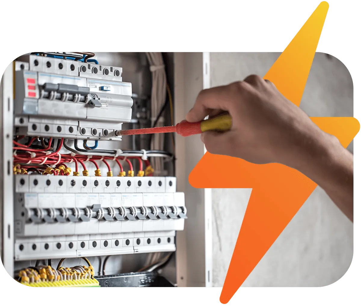 Zdjęcie Kurs elektryka ile trwa? Poznaj czas trwania różnych szkoleń