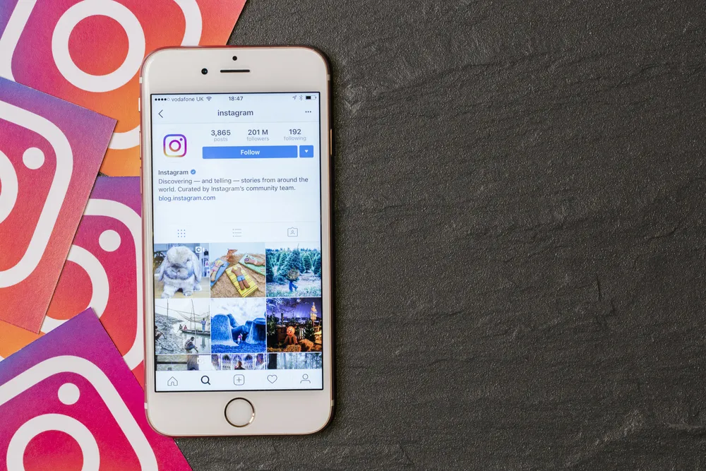 Zdjęcie Aplikacja instagram kto odwiedza twój profil – prawda o analizie odwiedzin