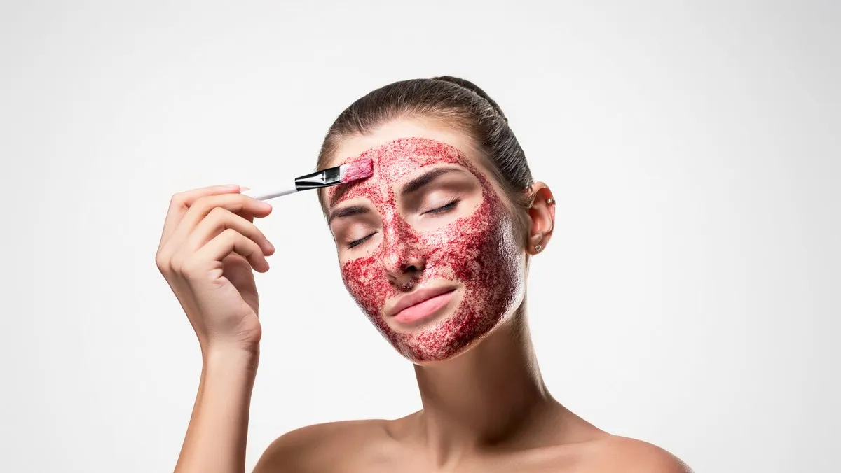 Zdjęcie Jak bezpiecznie używać The Ordinary Krwawe Peeling? Instrukcja krok po kroku i ważne wskazówki