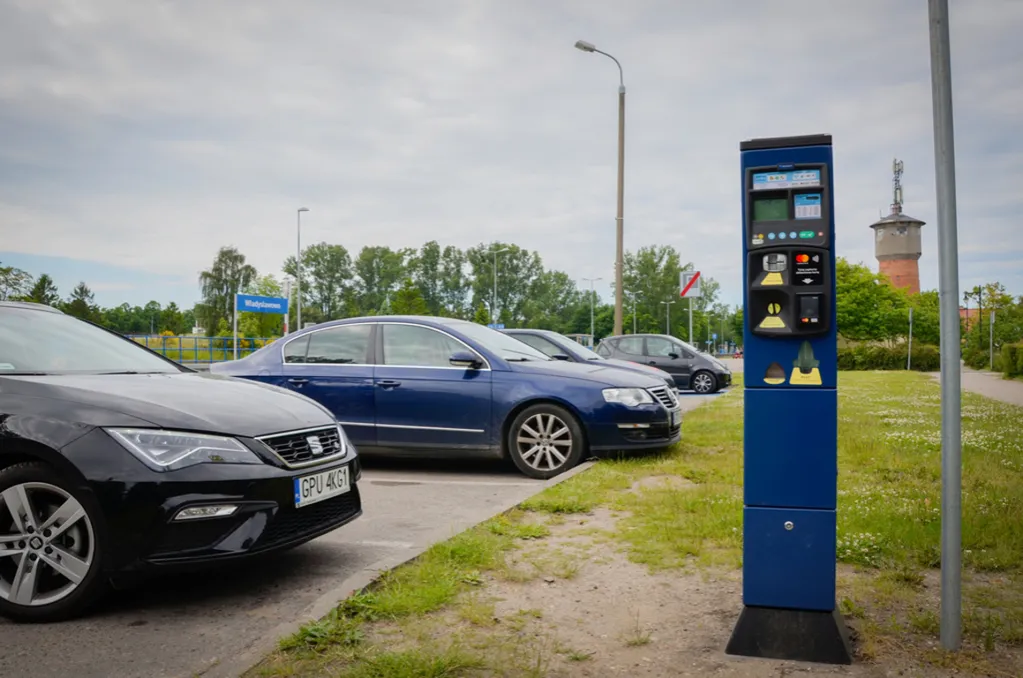 Zdjęcie Gdzie zaparkować we Władysławowie? Najlepsze opcje parkingowe i porady