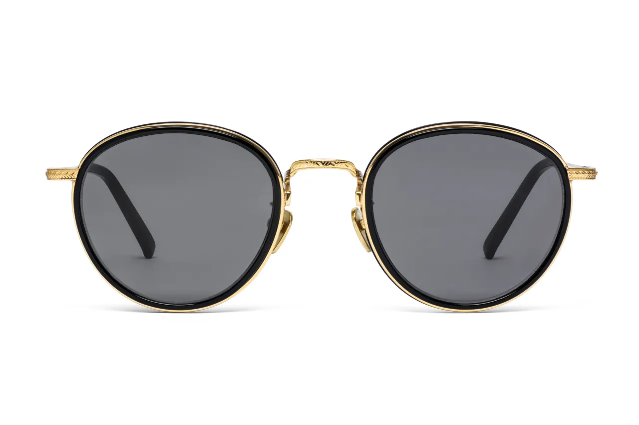 Zdjęcie Okulary fotochromowe: ile lat działają? Poznaj fakty