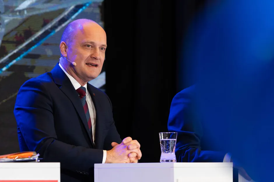 Zdjęcie Kto jest prezydentem Szczecina? Poznaj Piotra Krzystka i jego osiągnięcia