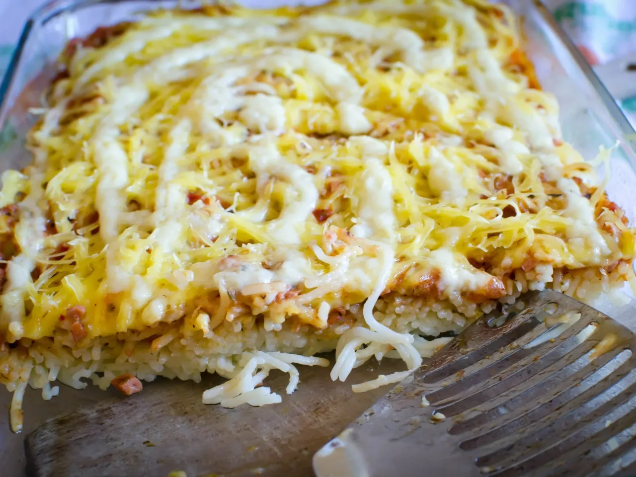 Zdjęcie Szybka i pyszna zapiekanka spaghetti, która zachwyci Twoich bliskich