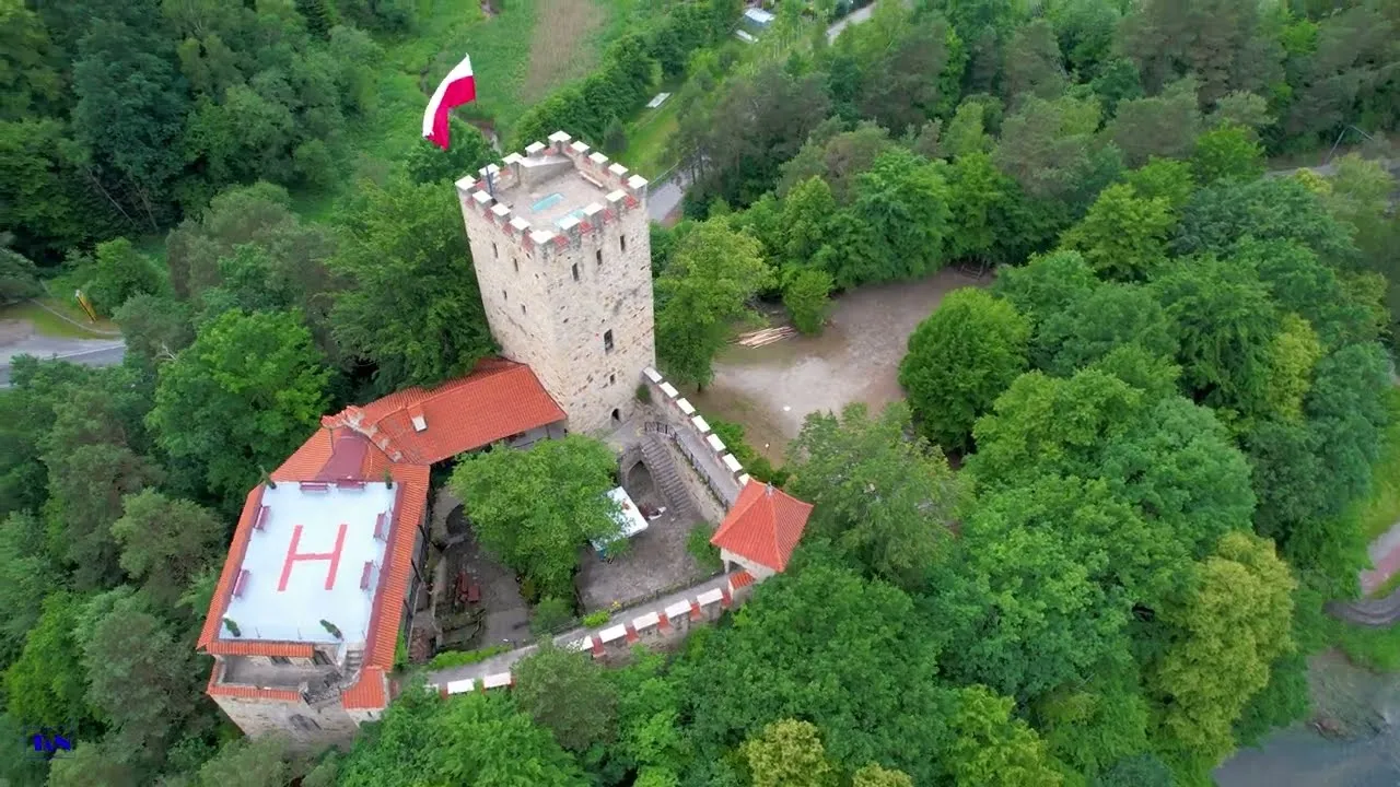 Zdjęcie Zamek w Tropsztynie - historia, atrakcje i praktyczne informacje