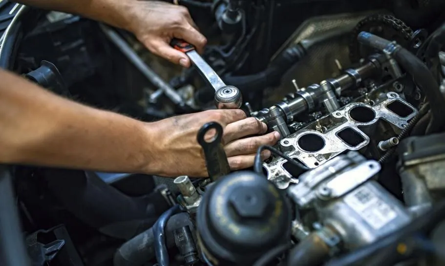 Zdjęcie Czy swap silnika jest legalny? Poznaj ważne przepisy i konsekwencje