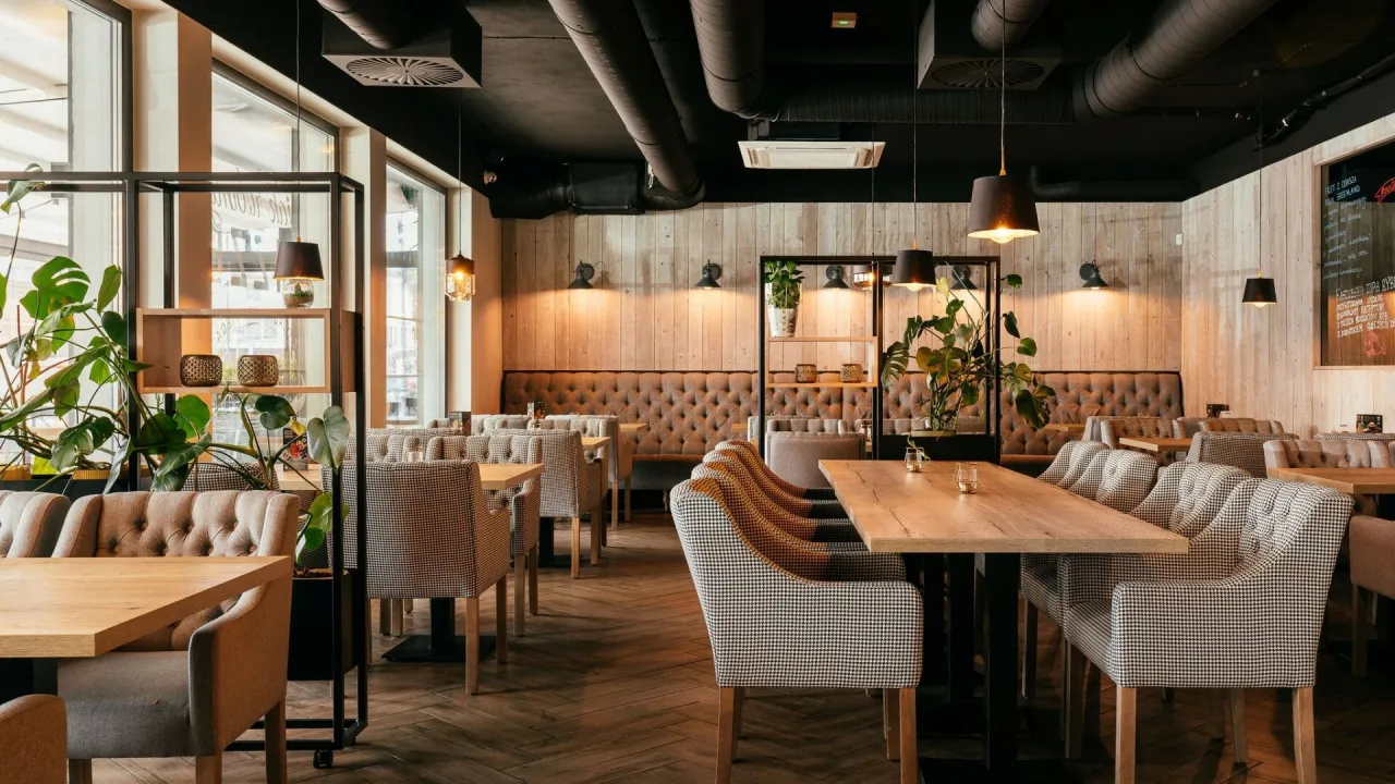 Zdjęcie Gdzie zjeść w Łebie? Odkryj najlepsze restauracje i ich sekrety